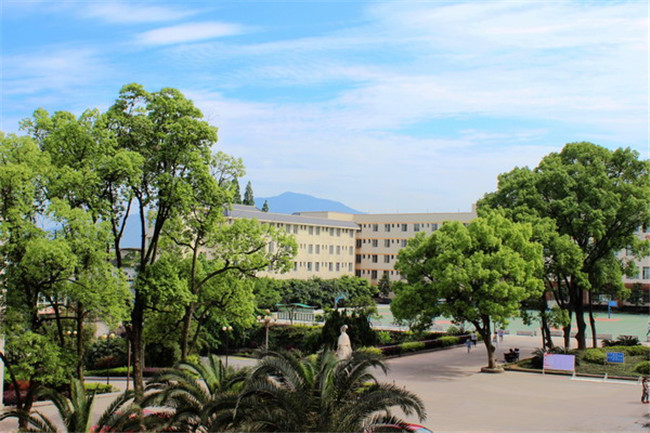 四川省食品药品学校图片、照片