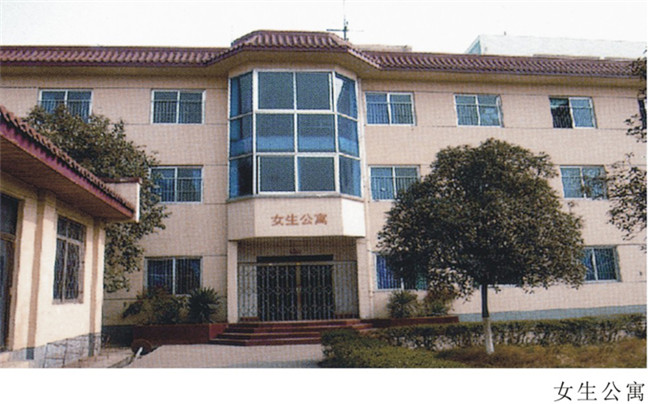 四川省现代艺术学校寝室、宿舍图片