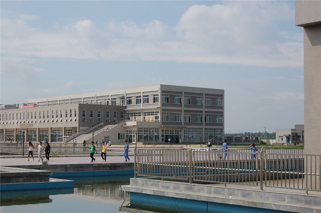 成都市技师学院图片、照片