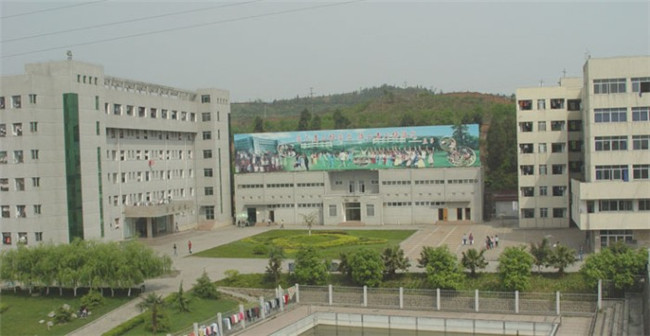 四川省幼儿师范高等专科学校图片、照片