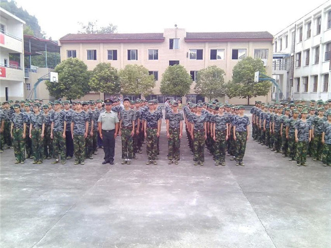 绵阳理工学校图片