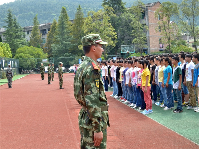 四川省南部县升钟职业中学图片、照片