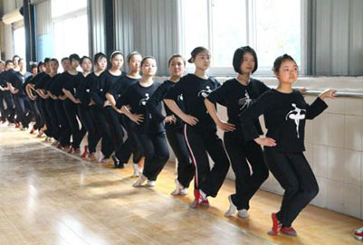 初中生读遵义幼师专业学校是3+2学制