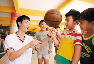 男生读重庆幼师学校毕业后当幼师的优势