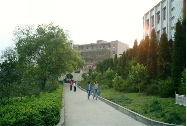 重庆市永川职业教育中心图片、照片