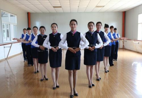 贵州哪个大专学校的空乘专业,遵义航空培训