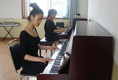 2020年重庆幼师学校学费是多少