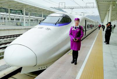 重庆轻轨学校高速铁路乘务管理专业怎么样啊?