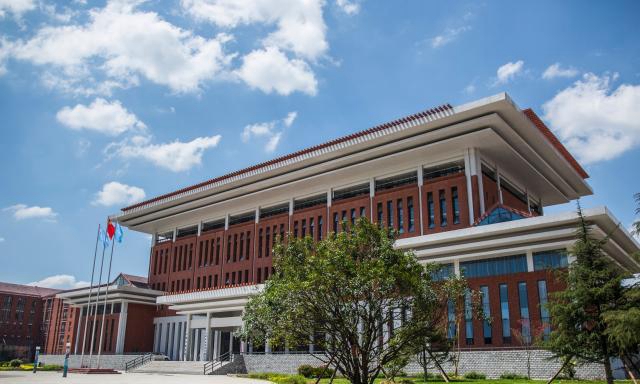 安顺职业技术学院大楼