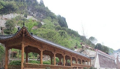 凤冈县中等职业学校休闲长廊