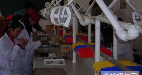 四川省口腔专业中专学校怎么报名