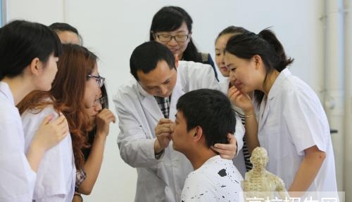 贵州省针灸推拿专业最好的本科学校是哪所？