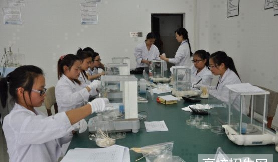重庆市药剂专业学校招生计划及简介