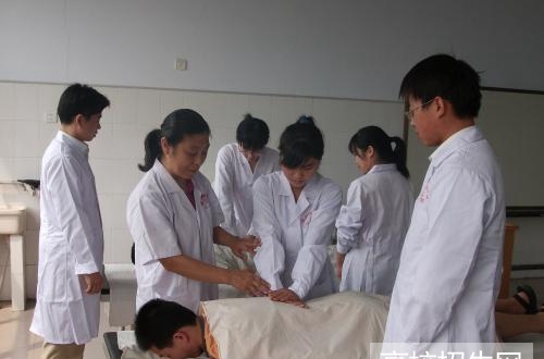 重庆市康复治疗专业学制是多久？是几年