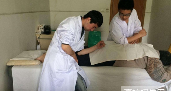 贵州省女生可以读康复治疗专业大专学校吗