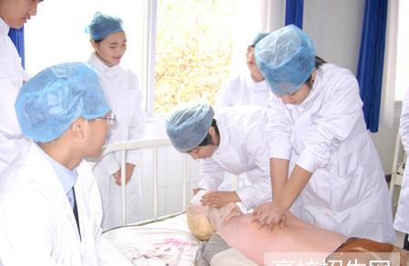 贵州省女生可以读临床医学专业大专学校吗