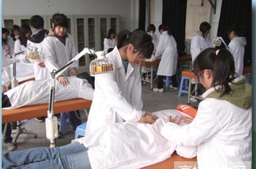 贵州省康复治疗专业学校好吗，好不好