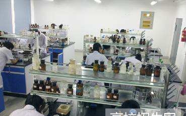 贵州省有药剂专业的专科学校