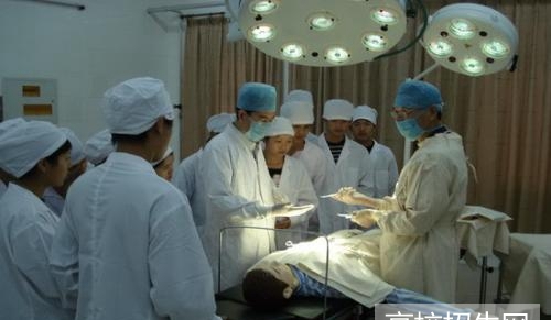 重庆市哪些大专学校有临床医学专业