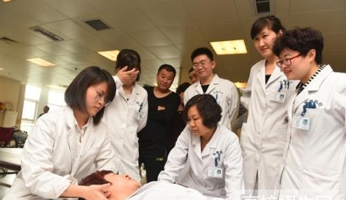 重庆市哪些大专学校有康复治疗专业