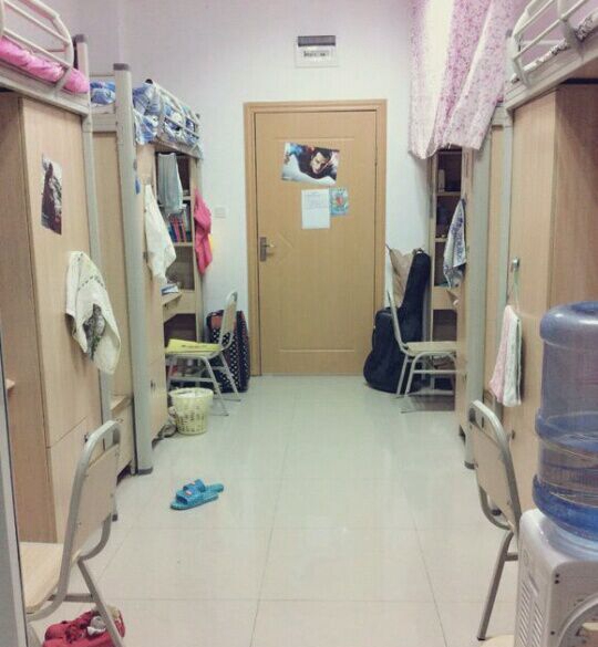 贵州省医科大学宿舍条件及图片