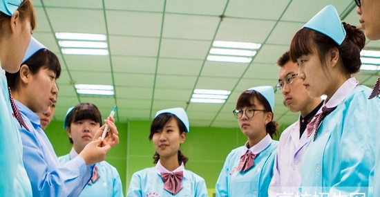 重庆市卫校好吗，好不好