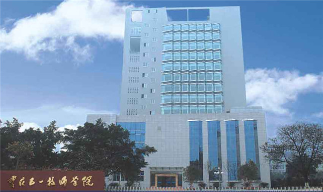 重庆五一高级技工学校图片、照片