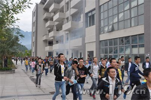 重庆市奉节职业教育中心图片、照片