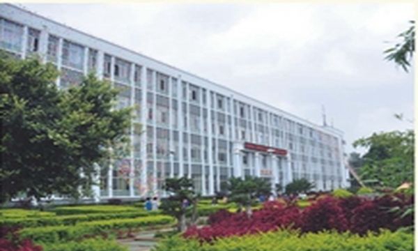 云南经贸外事职业学院校园风光.fw