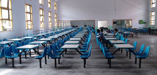 贵阳市第五职业学校(贵阳市乌当区中等职业中学)食堂场景一