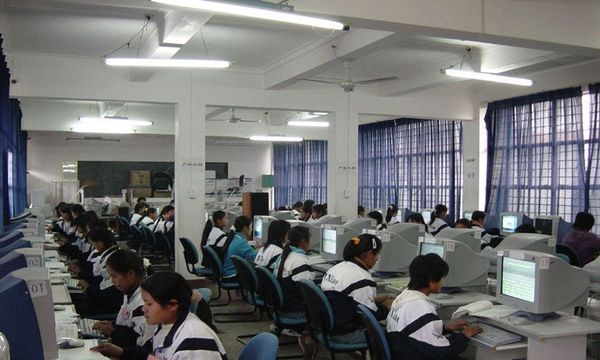 临沧高级技工学校计算机教学