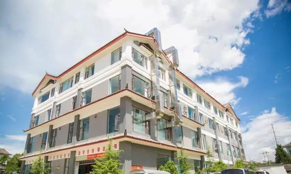 玉龙县职业高级中学实训楼2
