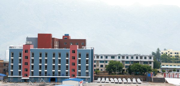 罗甸县中等职业学校汽车专业教学实训基地