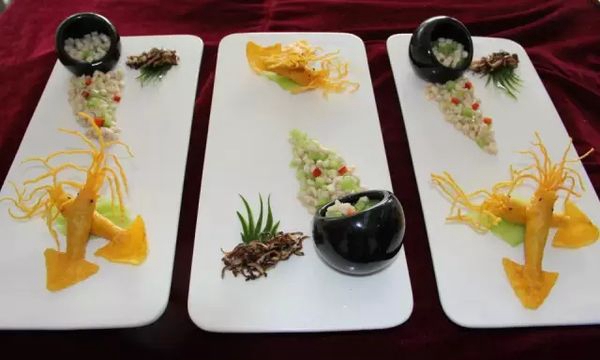 云南省通海县职业高级中学学生作品（1）