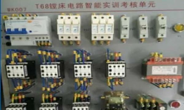 曲靖市陆良职业技术学校电子技术应用