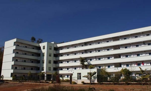 石屏县职业高级中学学生宿舍