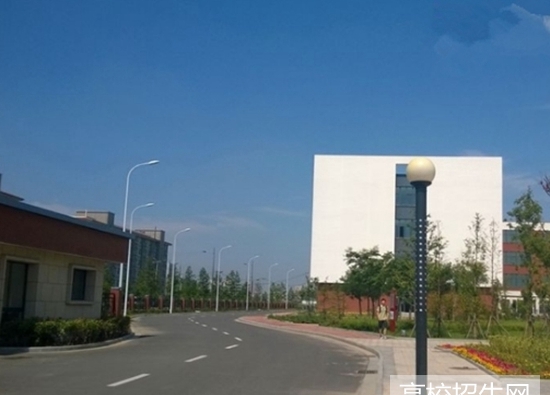凯里市第一中等职业学校2020年贵州省汽修排名解读