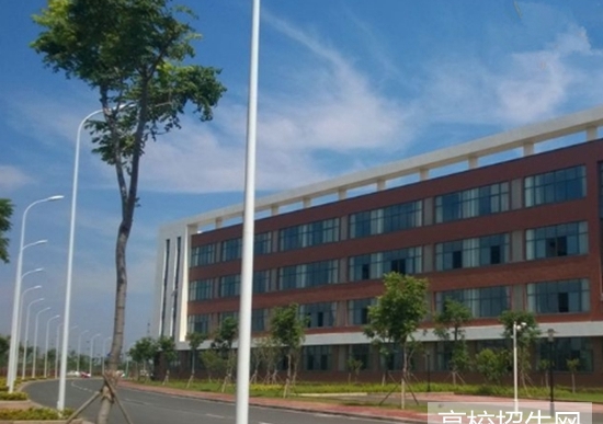 六盘水市民族职业技术学院2020年贵州省汽修排名解读