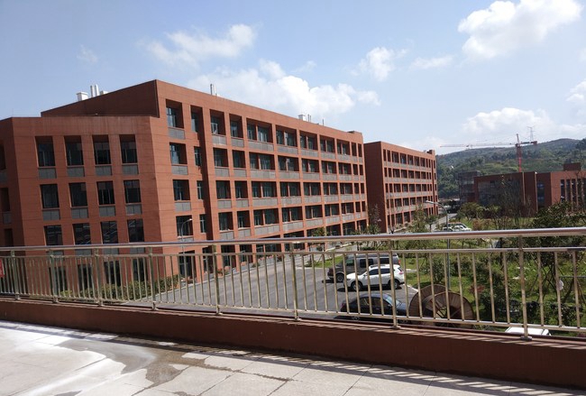 重庆三峡联合职业大学教学大楼