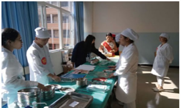 西双版纳卫生学校农村医学图(1) 西双版纳卫生学校农村医学图(1)