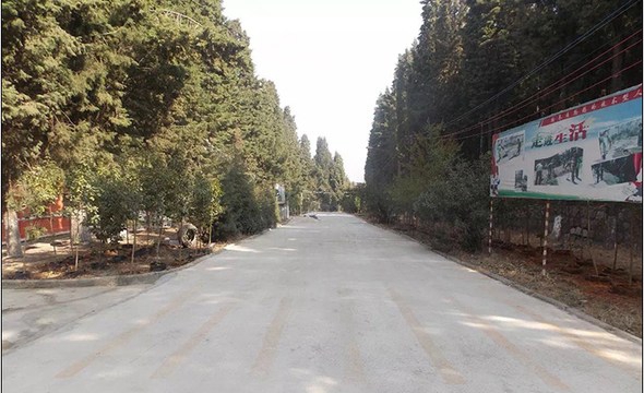 昆明现代科技学校昆现大道