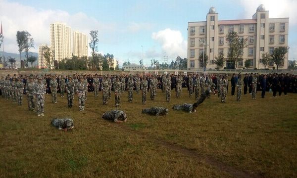 禄丰县职业高级中学校卫队2 禄丰县职业高级中学校卫队2