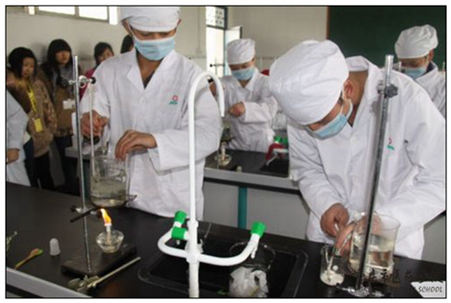 重庆市医药学校药剂专业