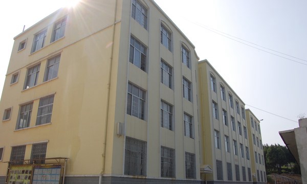 曲靖市师宗职业技术学校女一舍 曲靖市师宗职业技术学校女一舍