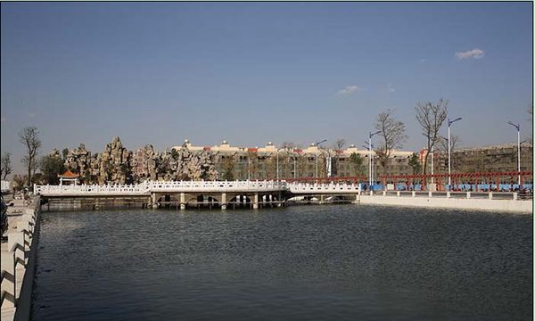 曲靖市麒麟职业技术学院校园风光 曲靖市麒麟职业技术学院校园风光