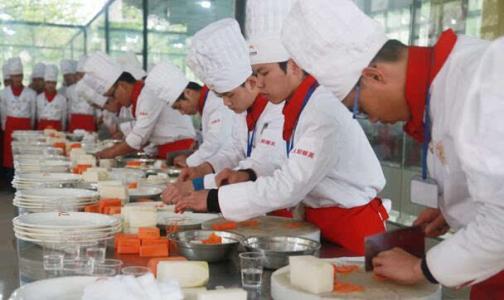 四川100分上厨师专业学校行不行,成都厨师职业学校