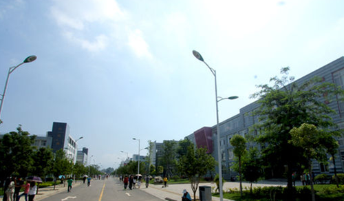 （重庆市卫生技工学校）校园环境