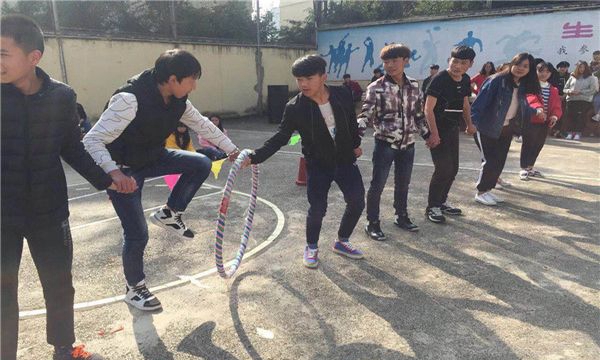 昆明市化工技工学校运动会