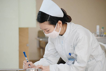 贵阳卫生学校就业保障:入学=就业