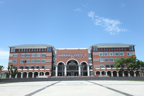 成都纺织高等专科学校 成都纺织高等专科学校